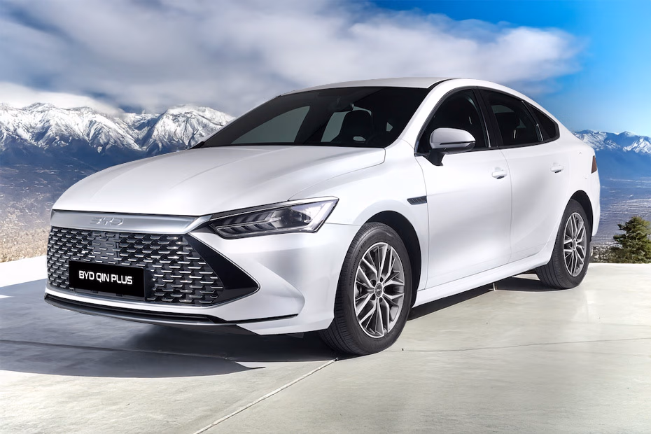 BYD Qin Plus 2025 white front view mountains